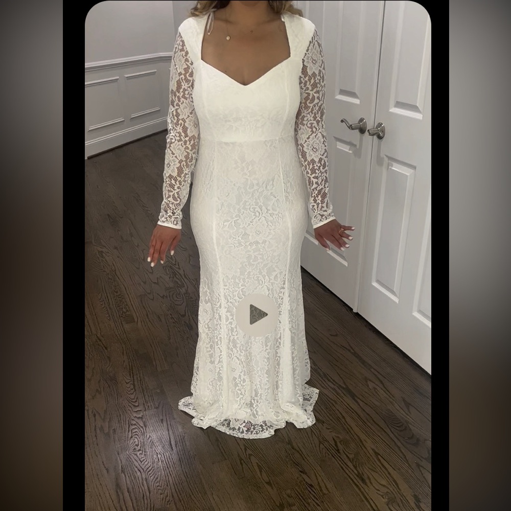 White Lulus Lace Wedding Dress - Picture 3 of 5